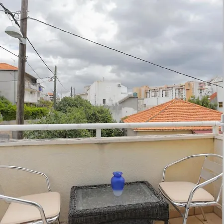 Apartment With A Parking Space - 19039 *