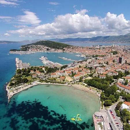 With Parking Space - 19039 Spalato